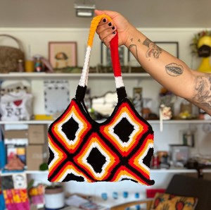 Accessories: PNG Bilum Handbag
