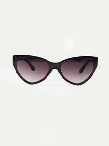 Sunglasses: Cateye Heart Lense Sunglasses