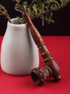 Rosewood Pipe carved 10.5 cm