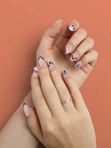 Cosmic Beauty: COSMIC Press-On Nails