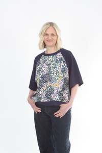 Harper Top - Navy Print - Short sleeve