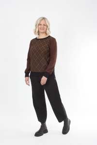 Sisters Sweater - Chocolate and Black