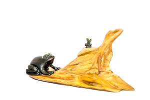 Sculptures: Frog Sculpture