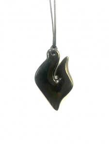 Authentic Pounamu: Matau -N2012KHE