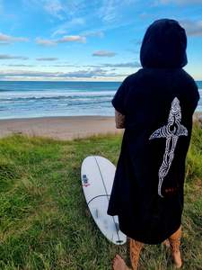 Wai-Tai Kaitiaki Premium Hooded Towel