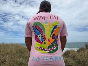 Ono Whitu 2.0 Unisex Tee in Pink
