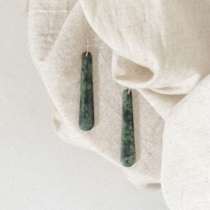 Pounamu [Plain]