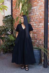 Rehutai Dress | Black