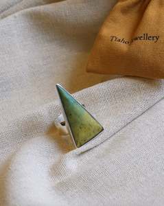 Kapu: Tiaho Jewellery ring Tapatoru Roa - Size U