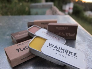 Beeswax Lip Balm – Natural