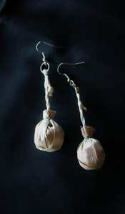 Products: Poi earrings – Waiorua Maori Weaving