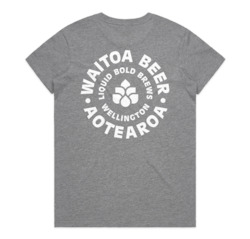 Waitoa Badge Tee â Womens, Stone