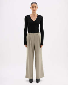 Womens Bottoms: Akio Tailored Pant - Vine