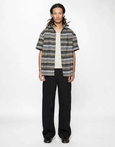 Daves Favourites: Hold Short Sleeve Shirt - Grey Woven