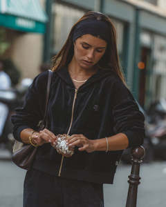 Aj Velour Hoodie - Noir