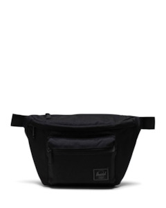 Herschel: Herschel Pop Quiz Hip Pack - Black Tonal