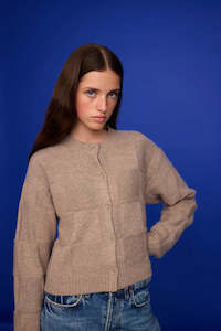 Phàrlain Squares Cardie - Latte Sparkle