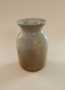 Glen Barris Bud Vase - Lips