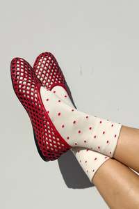 Le Bon Shoppe Socks: Le Bon Shoppe PATTERNED SNEAKER SOCKS-CREAM/RED