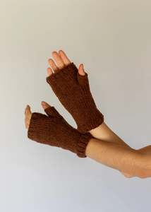 Hobo And Hatch: Hobo and Hatch Fingerless Gloves - Warm Choc