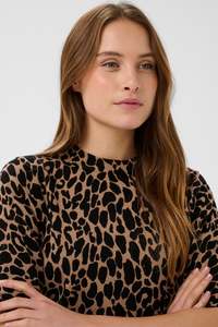 Saint Tropez Paloma Pullover - Tiger's Eye Spotty Leopard