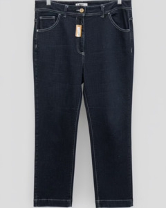 Wanda Harland Preloved: PRELOVED Shjark Jeans - Size Large (14)