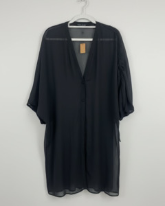 Wanda Harland Preloved: PRELOVED Helen Cherry Silk kimono jacket - size small