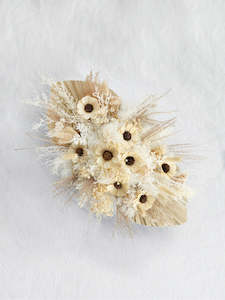 Wreaths: Daisy Bloom Wall Arrangement