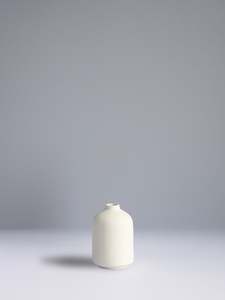 Diy Floral Essentials: Stem Vase