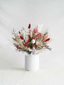 Vase Arrangements: CHRISTMAS: Scarlet Spice Vase
