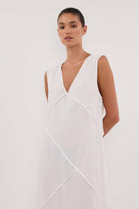 Size 12: Dissh Jona Ramie Midi (White)