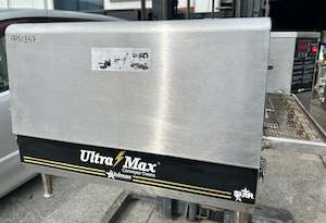 Commercial Ovens: Ultra-Max® UM1833A Electric Impingement Conveyor Oven – Digital Controls