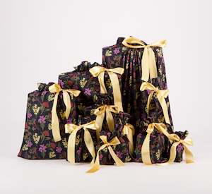 Reusable Gift Bags: Australian Flowers (Reusable Gift Bag Set)