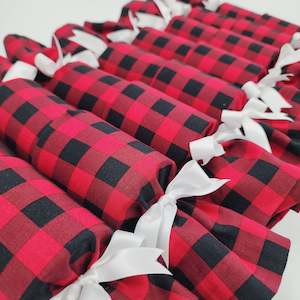 Christmas Crackers: American Plaid (Reusable Christmas Crackers)
