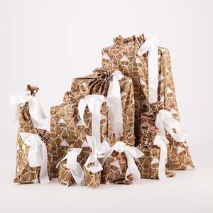 Reusable Gift Bags: Gingerbread (Reusable Gift Bag Set)