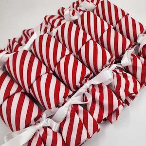 Candy Cane (6 Reusable Christmas Crackers)