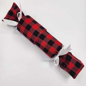 Single reusable crackers