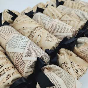 Beethoven & Bronte (6 Reusable Christmas Crackers)