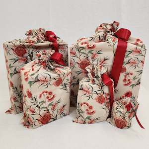 Reusable Gift Bags: Australian Eucalyptus (Reusable Gift Bag Set) SECONDS