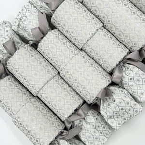 Winter Wonderland (6 Reusable Christmas Crackers)