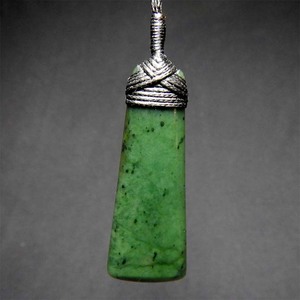 Products: Kawakawa jade lashed Toki Wayne Costar Jade Carver