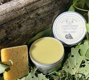 Products: Moore’s Hoof Conditioner