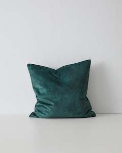 Ava Velvet Cushion: Ava Emerald