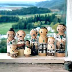 Aotearoa Gifting: Tangata Whenua mixed skin tone