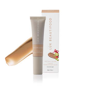 Natural Make Up: Luk Beautifood Instant Glow Skin Tint: Nude 6 - Tan