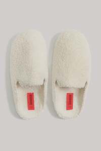 KUSH Slippers Milk