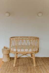 Leni The Label: Leni Fitted Bassinet Sheet - Kanuka