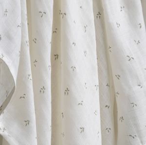 Baby: Avery Row Muslin Swaddle Nettle Scatter