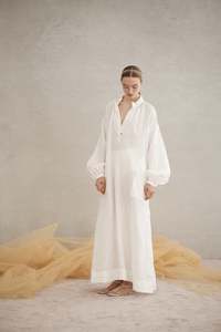 Luxe de Valentina Plaza Kaftan White