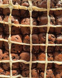 No added gluten Chocolate Hot Cross Buns